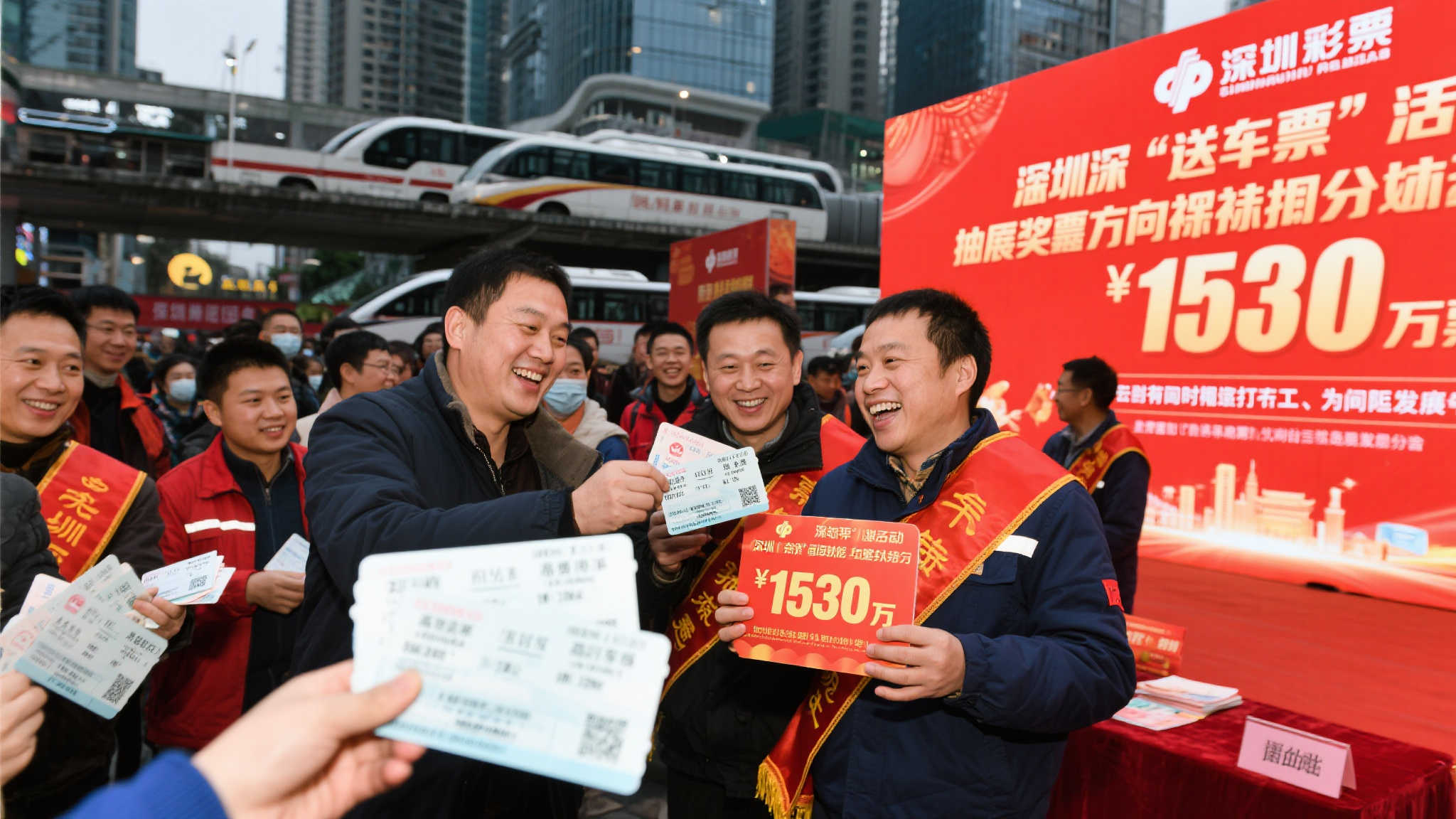 深圳作为一座充满活力的移民城市，汇聚了无